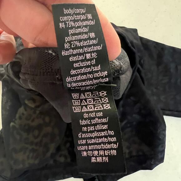 Victoria's Secret Leopard print Black mesh long sleeve Top, zip up Size S - Picture 4 of 16